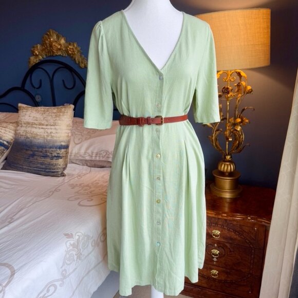 Light Sage Green Vero Moda Buttoned Mini Dress - Picture 1 of 11